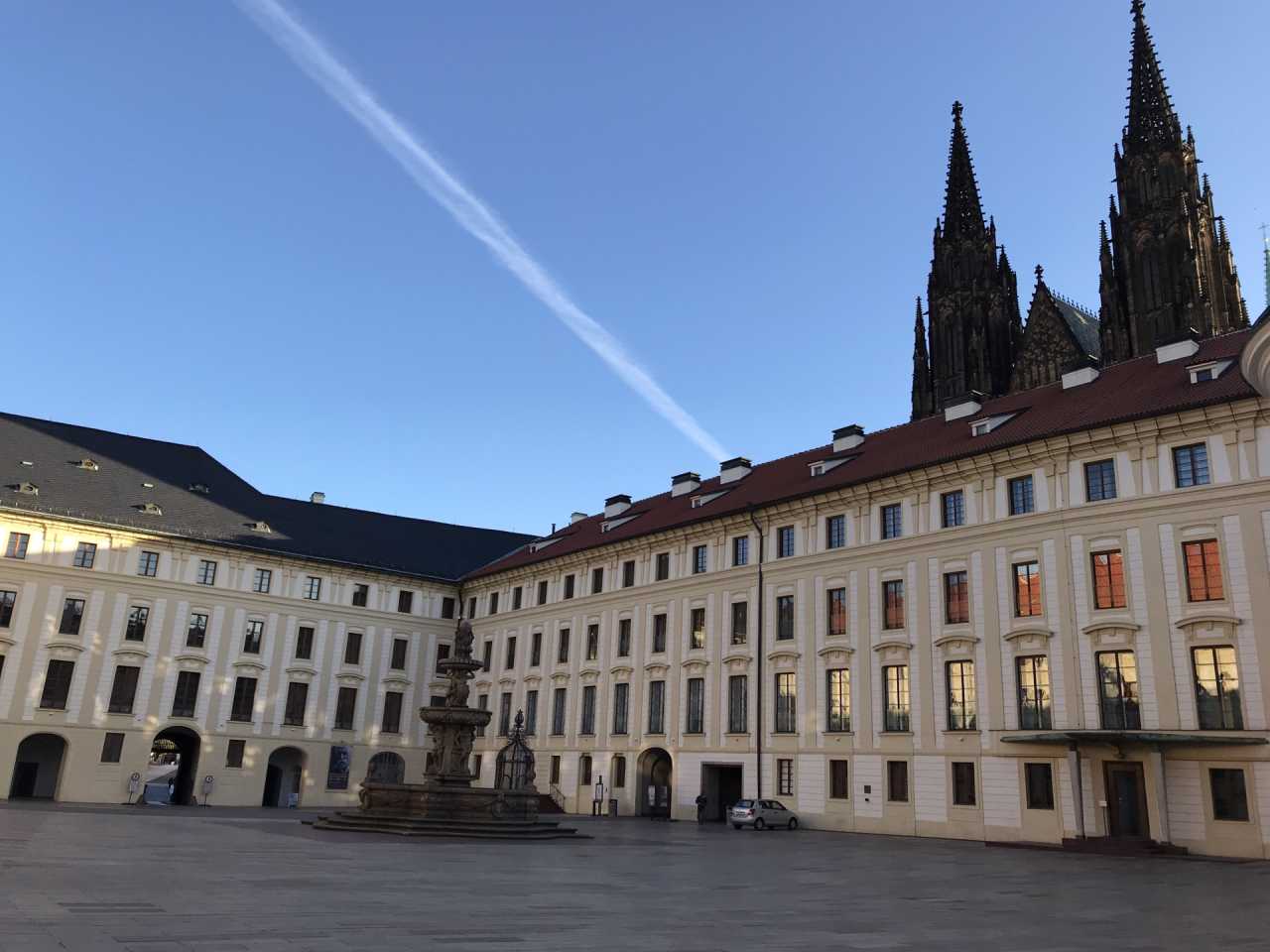 爱游戏体育包含萨克拉门托国王发布备战花絮；冲刺阶段造点机会；法国杯任务艰巨；球探报告显示潜力的词条